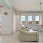 Luxury Sopra דירה