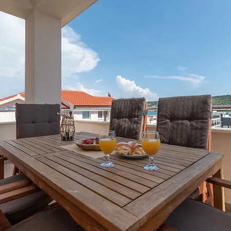 Luxury Sopra Apartment Trogir