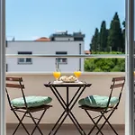 Luxury Sopra *